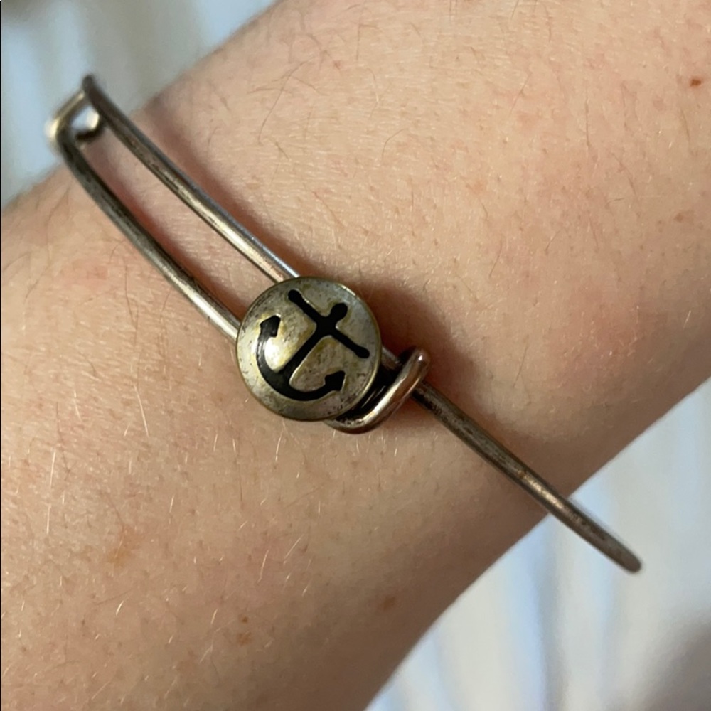 Anchor bead alex and ani